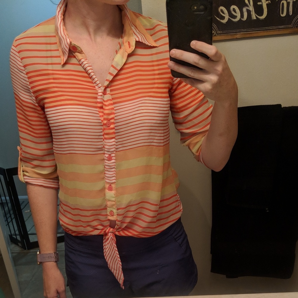 Stripped knot tie front blouse size medium